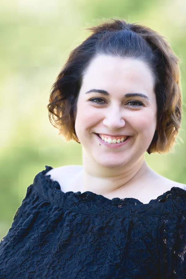 Laura Moore, real estate agent in Central Virginia, VA